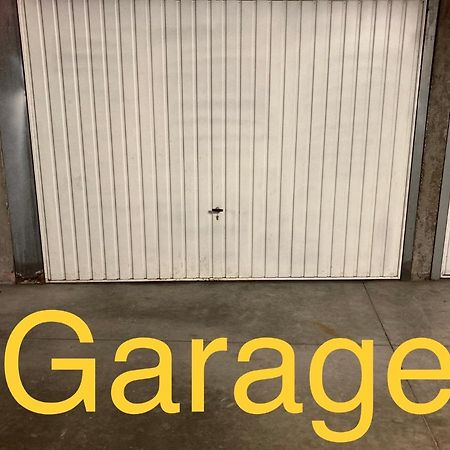 O Zee App,Garage 200M Van Strand En Centrum Коксейде Екстериор снимка